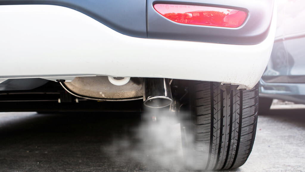 המבקר: עיקר זיהום האוויר בערים - מרכב פרטי; לא מעודדים מספיק שימוש ברכב נקי