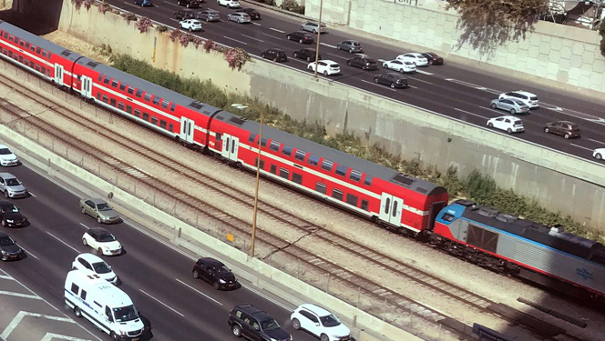 סכסוך עם משרד התחבורה עלה 1.5 מיליארד שקל לרכבת