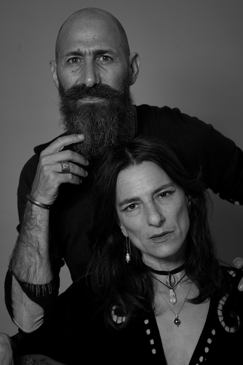 ליאורה טרגן ו בועז לנדמן זוג המעצבים בעלי המותג בז ולוטרה פנאי