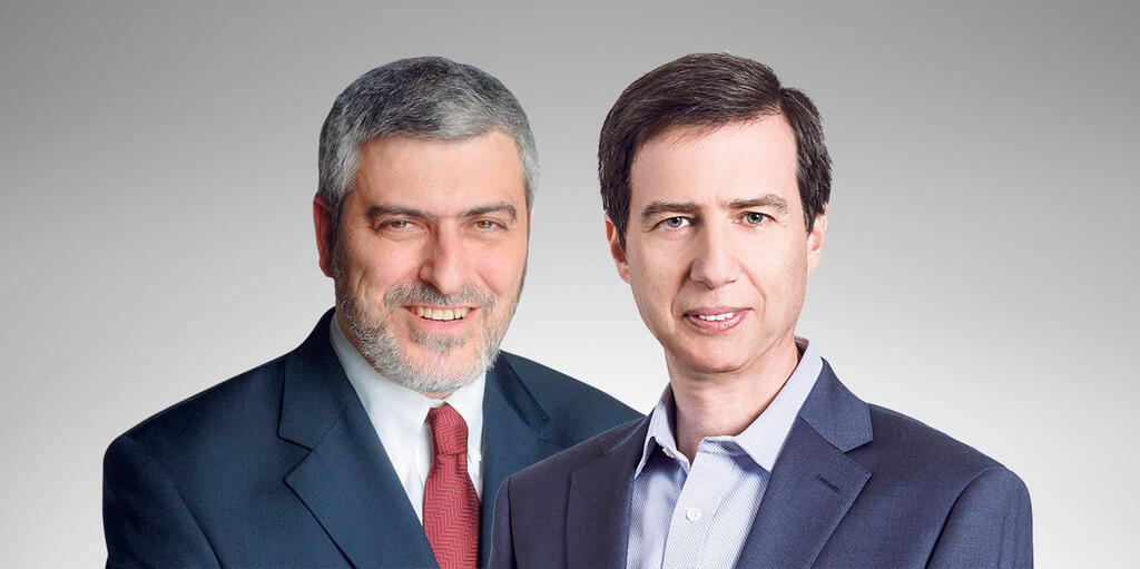 מימין: מנכ"ל בנק לאומי חנן פרידמן ומנכ"ל בנק הפועלים דב קוטלר (צילום: אורן דאי, גדי דגון) מימין מנכ"ל בנק לאומי חנן פרידמן ומנכ"ל בנק הפועלים דב קוטלר