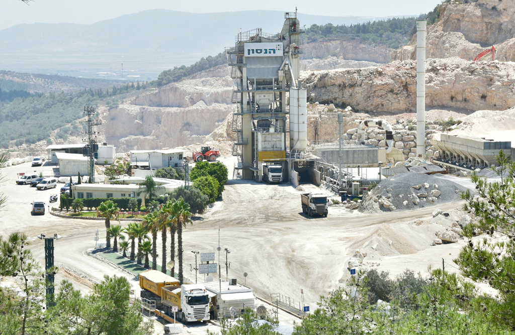 מחצבת חנתון בשפרעם. האיגוד קיבל מכתב לשימוע שיתקיים בשבועות הקרובים
(צילום: נחום סגל) מחצבת חנתון ב שפרעם