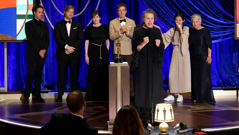 פרנסס מקדרמונד וצוות נומאדלנד זוכים ב פרס האוסקר לסרט הטוב ביותר, צילום: גטי אימג