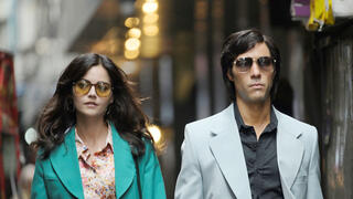 מתוך “הנחש". מעוררת פרנויה מפני מסעות , צילום: BBC / Mammoth Screen