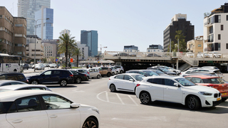 חניון הדר בתל אביב, צילום: אוראל כהן