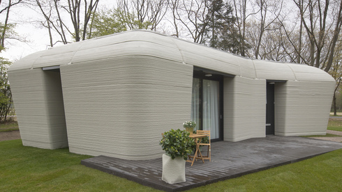 לראשונה באירופה: בני זוג עברו להתגורר בבית שהודפס בתלת ממד