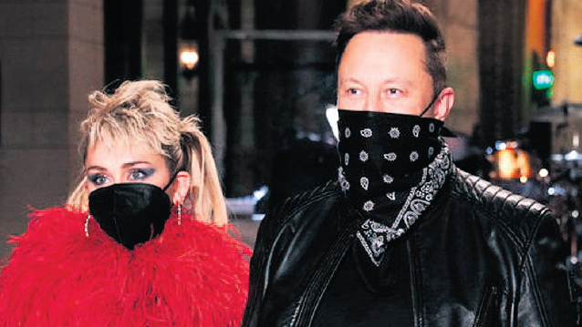 אילון מאסק בסאטרדיי נייט לייב , צילום: איי פי, YES באדיבות CBS, ורד אדיר