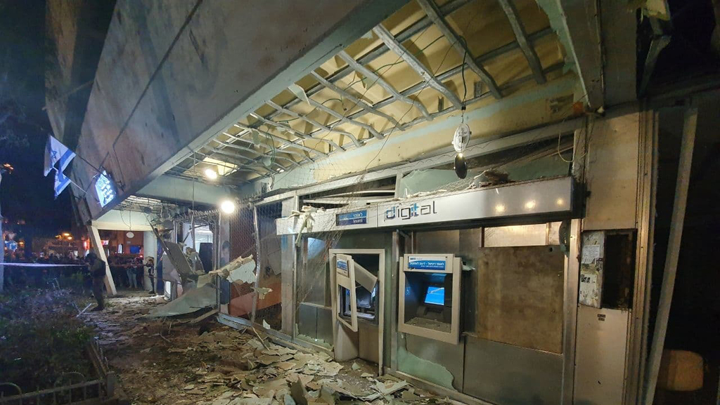 דווקא סניפי הבנקים שהאוכלוסייה מרבה להגיע אליהם נמצאים במוקד הפרעות