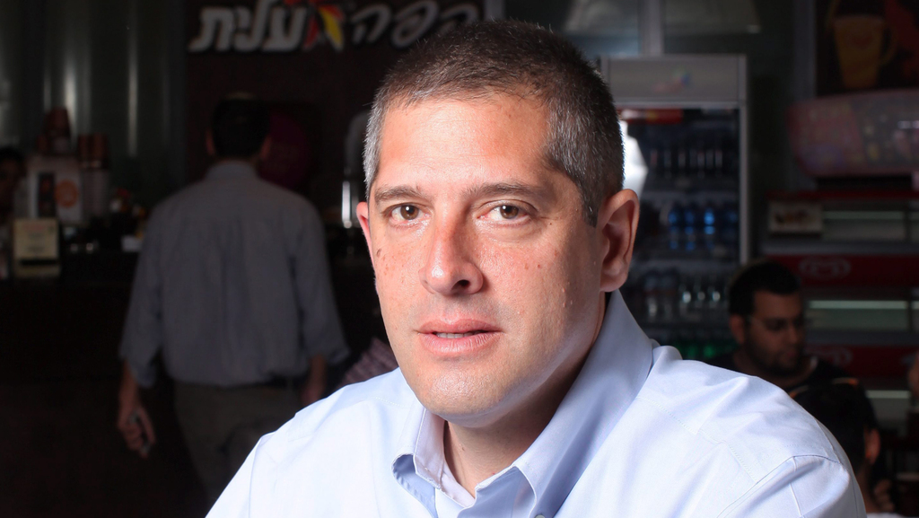 אלקטרה צריכה מצרפת את גדי לסין לדירקטוריון