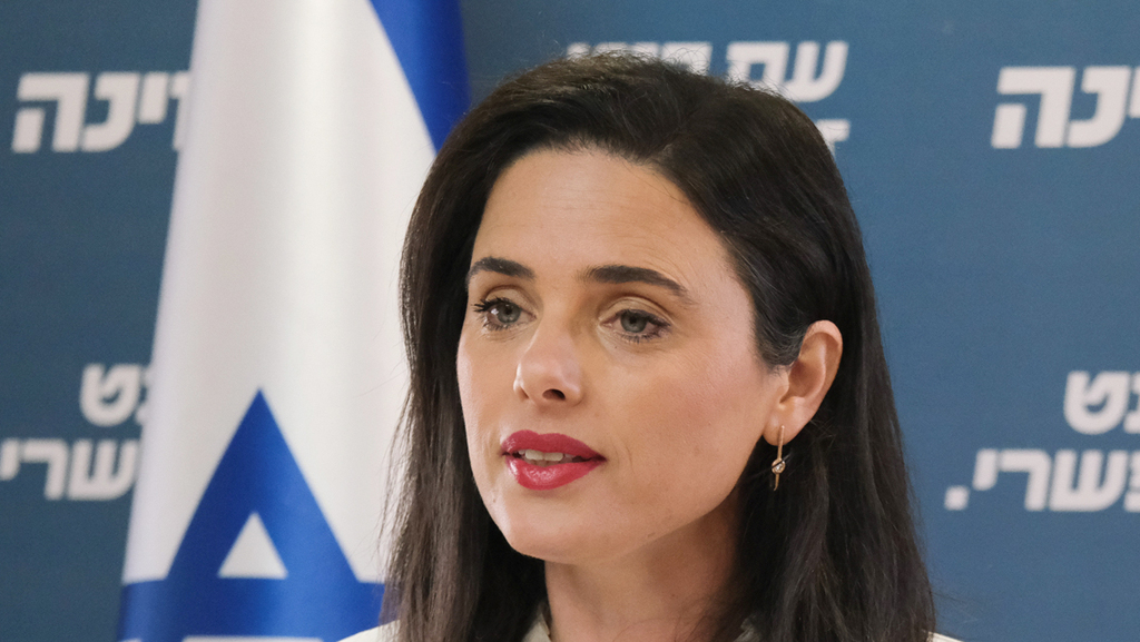 המוטיבציה של שקד: להמשיך להחליש את בית המשפט העליון