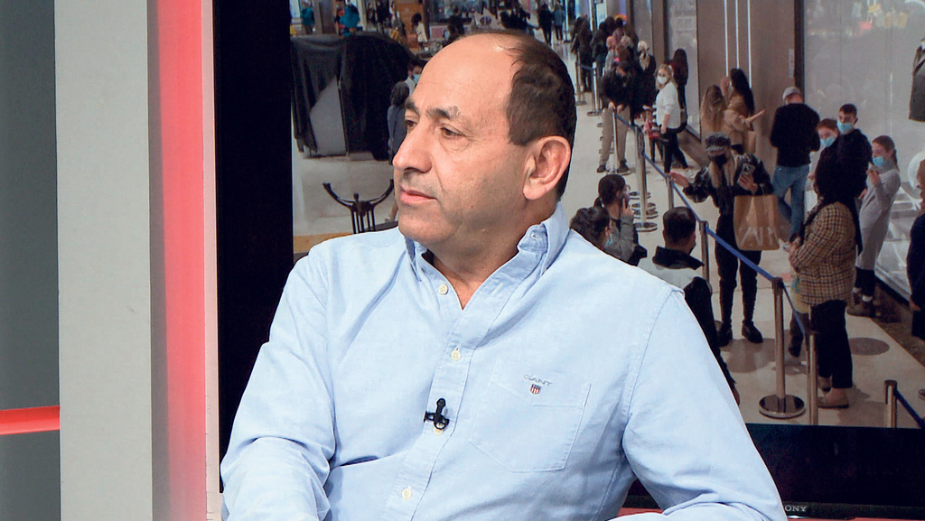 על פערי המחיר: "אני לא הכי זול, אנחנו נמצאים בין רמי לוי לשופרסל. אין אצלי את הכמויות שמזמינים מאונליין אחר, שגורמות לך לבזבוז" (צילום: אולפן כלכליסט) רמי לוי בעלים ומנכ״ל רמי לוי שיווק השקמה 5.6.21
