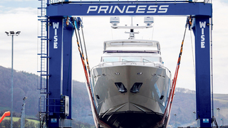 סופר־יאכטה של היצרנית פרינסס בפלימות' בריטניה, צילום: בלומברג