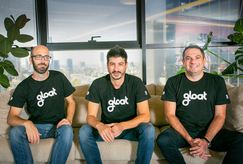 מייסדי gloat. מימין: דני שטיינברג סמנכ״ל שיווק, בן ראובני מנכ״ל, עמיחי שרייבר סמנכ״ל טכנולוגיות (צילום: מעיין שוורץ ) מייסדי gloat מימין דני שטיינברג סמנכ״ל שיווק בן ראובני מנכ״ל עמיחי שרייבר סמנכ״ל טכנולוגיות