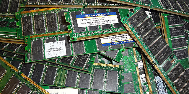 Global chip sales jumped 25% in 2021
