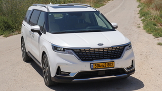 מבחן רכב קיה קרניבל, צילום: דור מנואל 
