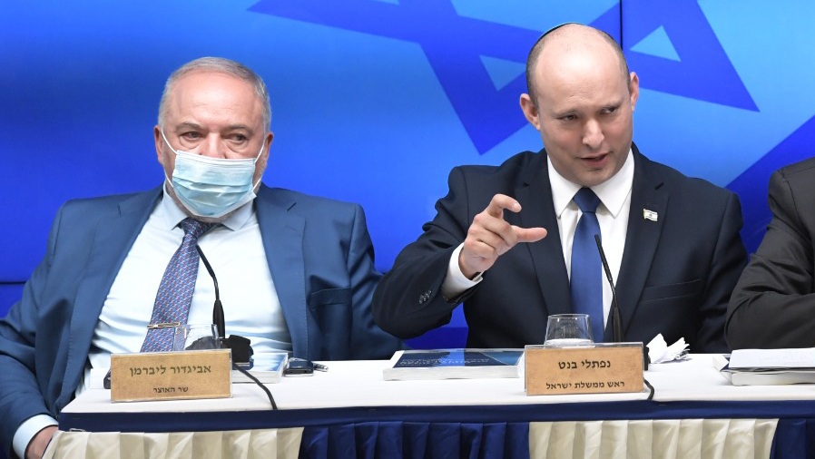 הוצגה תוכנית לצמצום הרגולציה: "האזרחים לא צריכים לרדוף אחרי הממשלה"