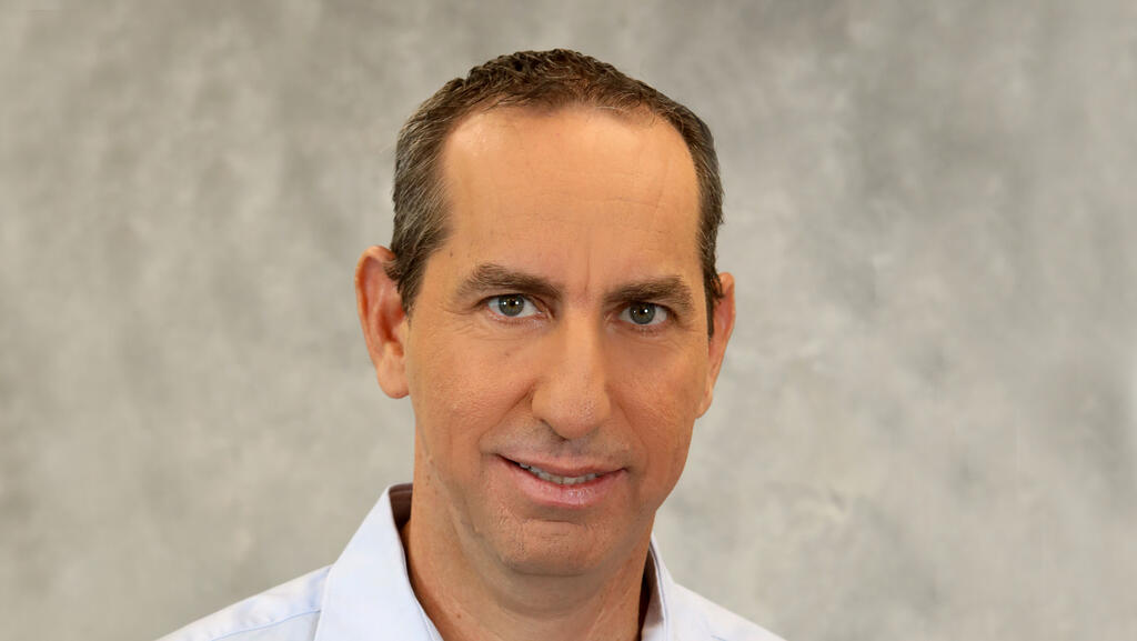 אורי אלון, המשנה למנכ"ל ישראכרט פורש