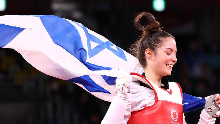 איך משתמשים בהתלהבות מסמברג כדי לייצר את אבישג הבאה?