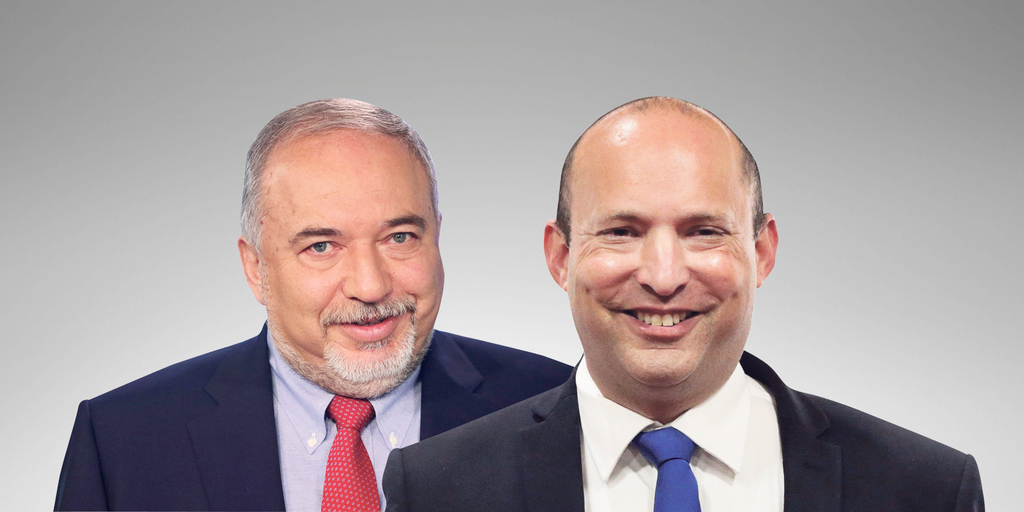 מימין ראש הממשלה נפתלי בנט ושר האוצר אביגדור ליברמן (צילום: אלכס קולומויסקי, אבי מועלם) מימין ראש הממשלה נפתלי בנט ושר האוצר אביגדור ליברמן 1