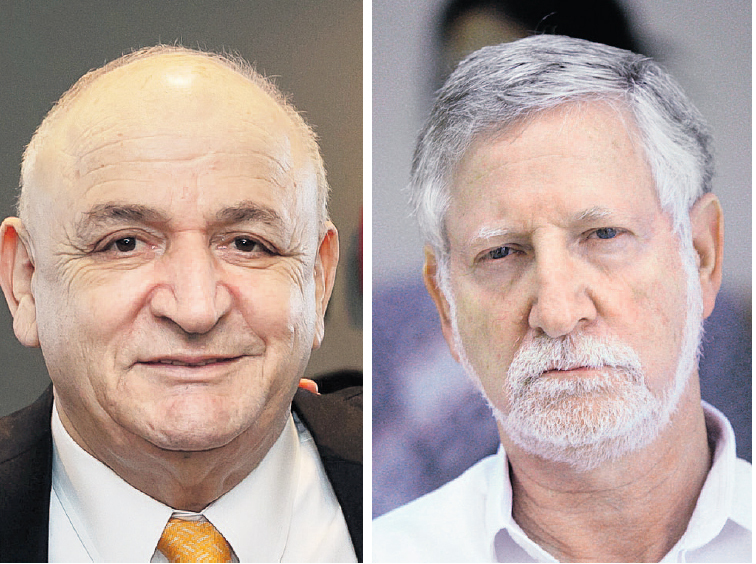 מימין: בועז צ'צ'יק, מנכ"ל דלק ישראל לשעבר ויצחק תשובה, בעל השליטה בקבוצת דלק
(צילומים: עמית שעל, אייל טואג) מימין: בועז צ'צ'יק מנכ"ל דלק ישראל לשעבר ו יצחק תשובה בעל השליטה בקבוצת דלק