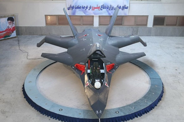 מטוס הקאהר האיראני. אל תדאגו, זה רק בכאילו, צילום: FARS