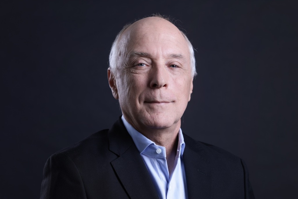 אבי יעקובוביץ חברת גב ים