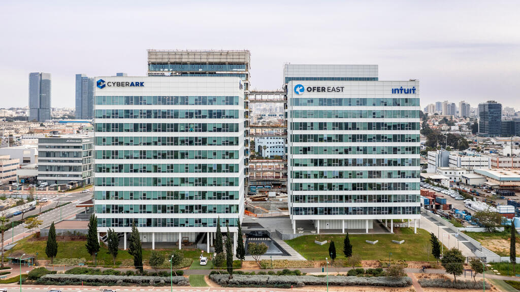 Global-e signs NIS 40 million deal to lease five floors in Petach Tikva