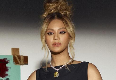 ביונסה בקמפיין About Love, צילום: Tiffany & Co