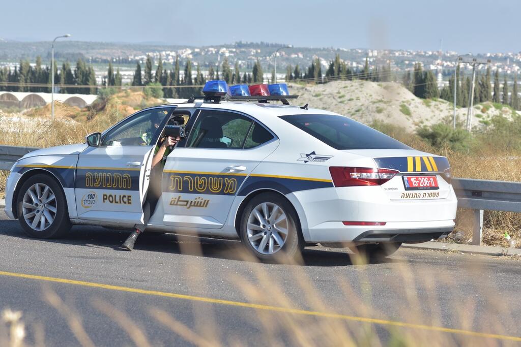 משטרה משטרת התנועה אכיפת מהירות אקדח לייזר