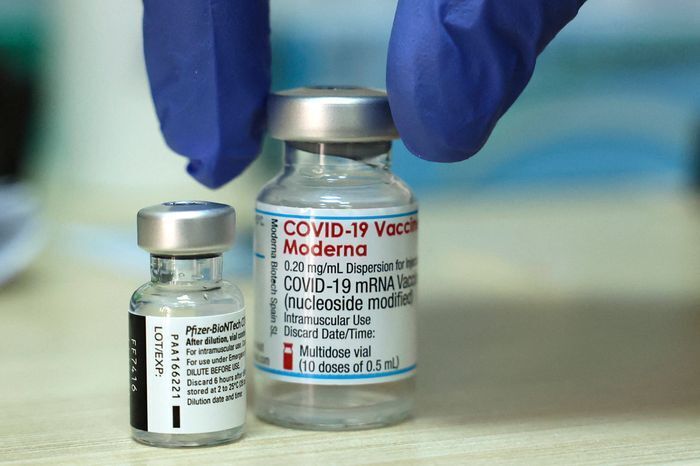 Modern Corona and Pfizer vaccines