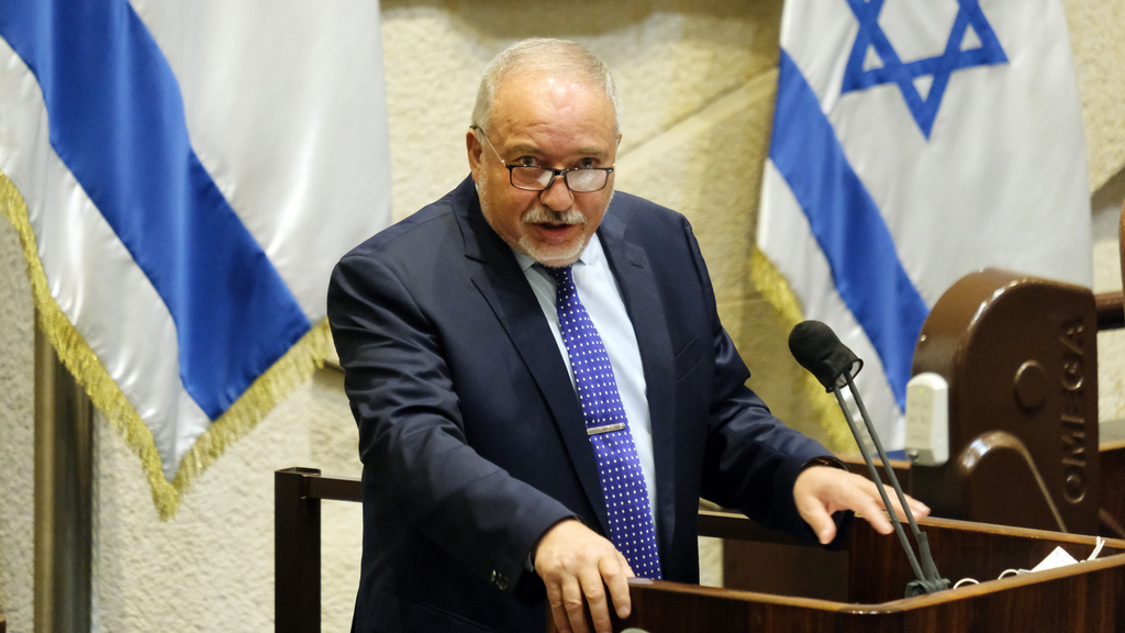כיפופי ידיים לקראת ההצבעה על התקציב: רפורמת הביצים יוצאת מחוק ההסדרים