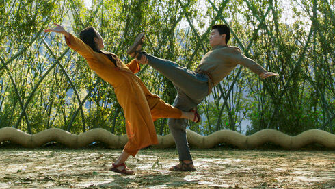 שאנג צ'י גרף 71.4 מיליון דולר בארה"ב בסופ"ש הבכורה