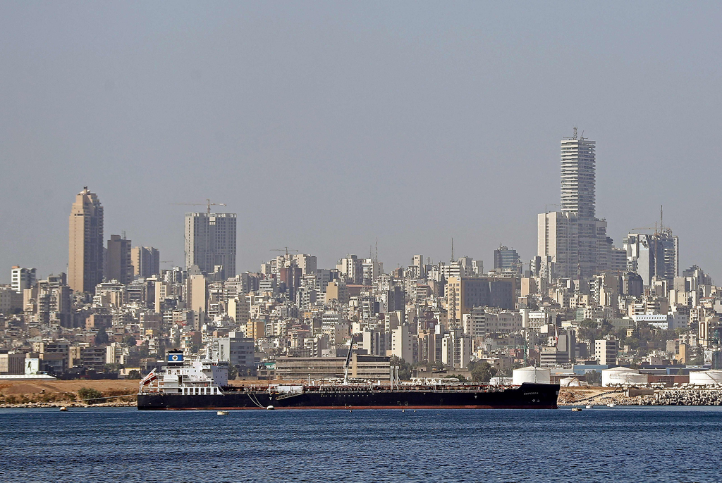 ספינת מסע לחופי לבנון