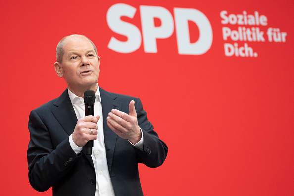 אולף שולץ מועמד מפלגת המרכז-שמאל SPD ב בחירות ב גרמניה הבחירות בגרמניה