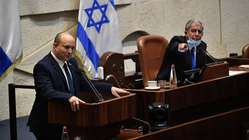 ראש הממשלה נפתלי בנט במליאת הכנסת, צילום: יואב דודקביץ