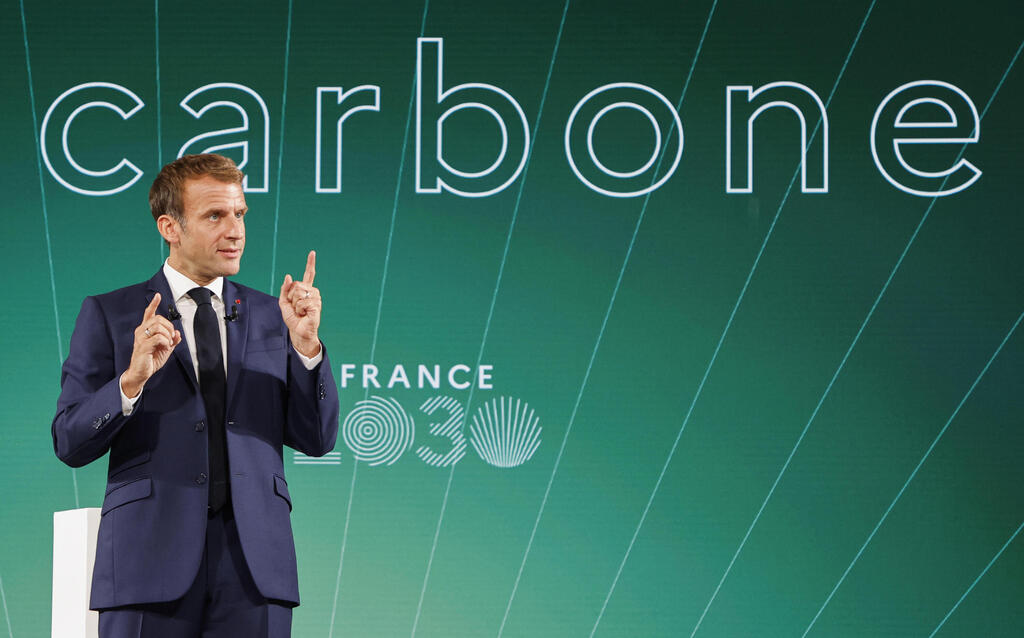 נשיא צרפת עמנואל מקרון הציג תוכנית ל-2030