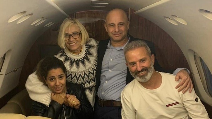 סוף טוב לדרמה בטורקיה: בני הזוג אוקנין שוחררו ממעצר וחזרו הביתה