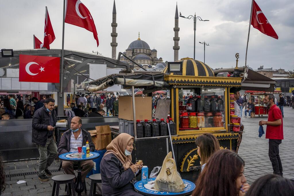 A country in collapse: Inflation in Turkey jumps to 36%