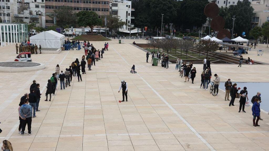 הנה אנו המיואשים: כך נראו השבוע תורים לבדיקות קורונה