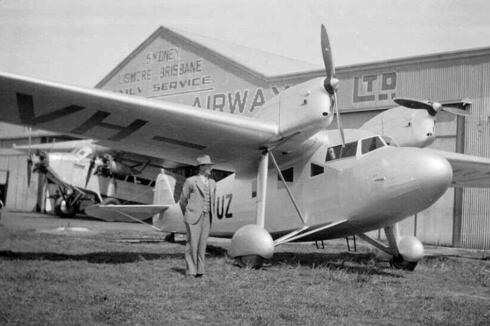 מטוס הגאנט שעיצב וואקט, הראשון שיוצר סדרתית באוסטרליה, צילום: wikipedia