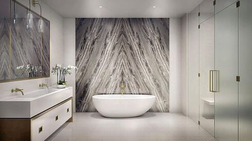 אחד מ-4.5 חדרי האמבטיה בפנטהאוז, צילום: The Grosby Group / BACKGRID