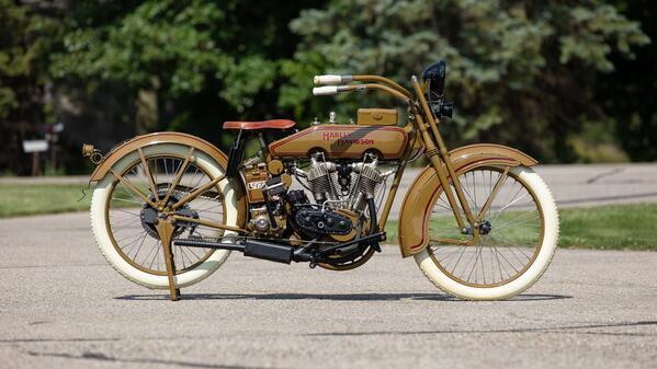 למכירה: &quot;אופניים עם מנוע&quot; של הארלי דיווידסון מתחילת המאה הקודמת 
