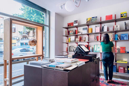 חנות ספרים מגזין 3,  צילום: נועם פריסמן