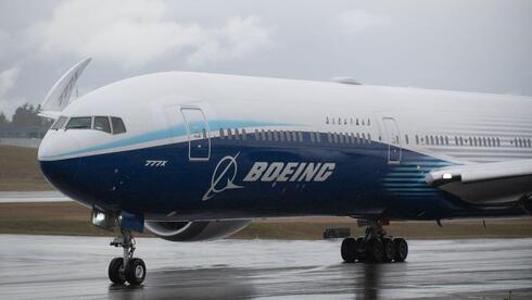בואינג משיקה מטוס מטען חדש: הלקוחה הראשונה - קטאר איירווייז