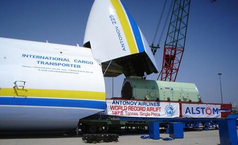 הפריט המוטס הכי כבד אי פעם, מוטען לאנטונוב 225, צילום: aircargonews
