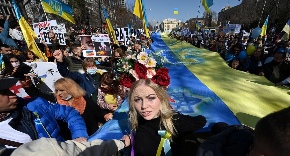  פוטו הפגנות למען אוקראינה מדריד ספרד
