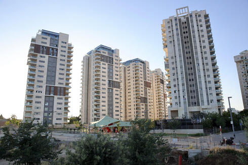 מגדלים בתל אביב, צילום: טל שחר