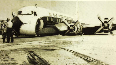 מטוס DV7 שנחת באטלנטיק סיטי ב-1959. אין נפגעים, SDASM