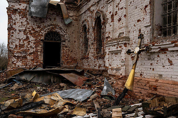 כנסייה שנהרסה בהפגזות באוקראינה
