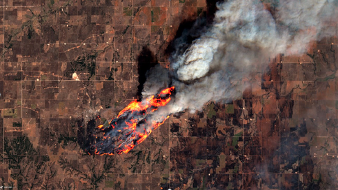 A satellite image of a wildfire taken by ESA. 