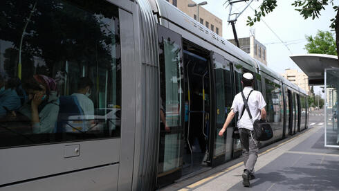 עיכובים בהרחבת הרכבת הקלה בירושלים: הקו האדום יחל לפעול רק בסוף 2023